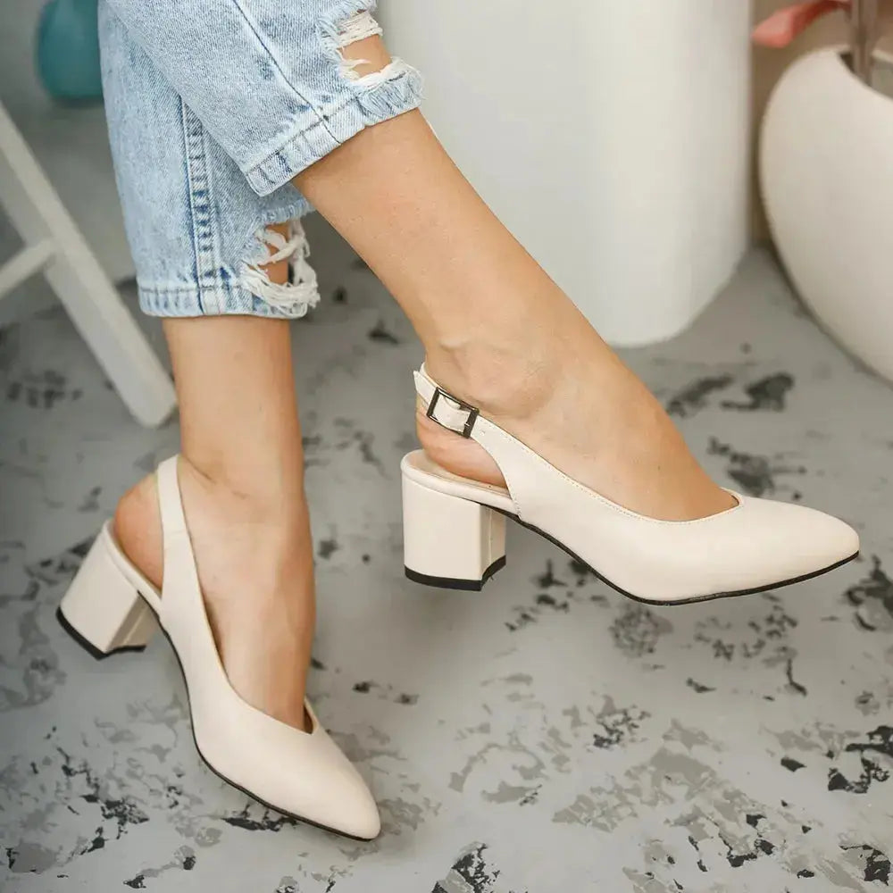 Krem Bilekten Bağlamalı Kalın Topuklu Ayakkabı MA-028