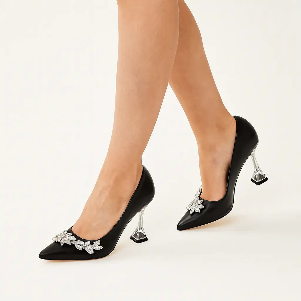 Siyah Taş Detaylı Topuklu Ayakkabı RA-510