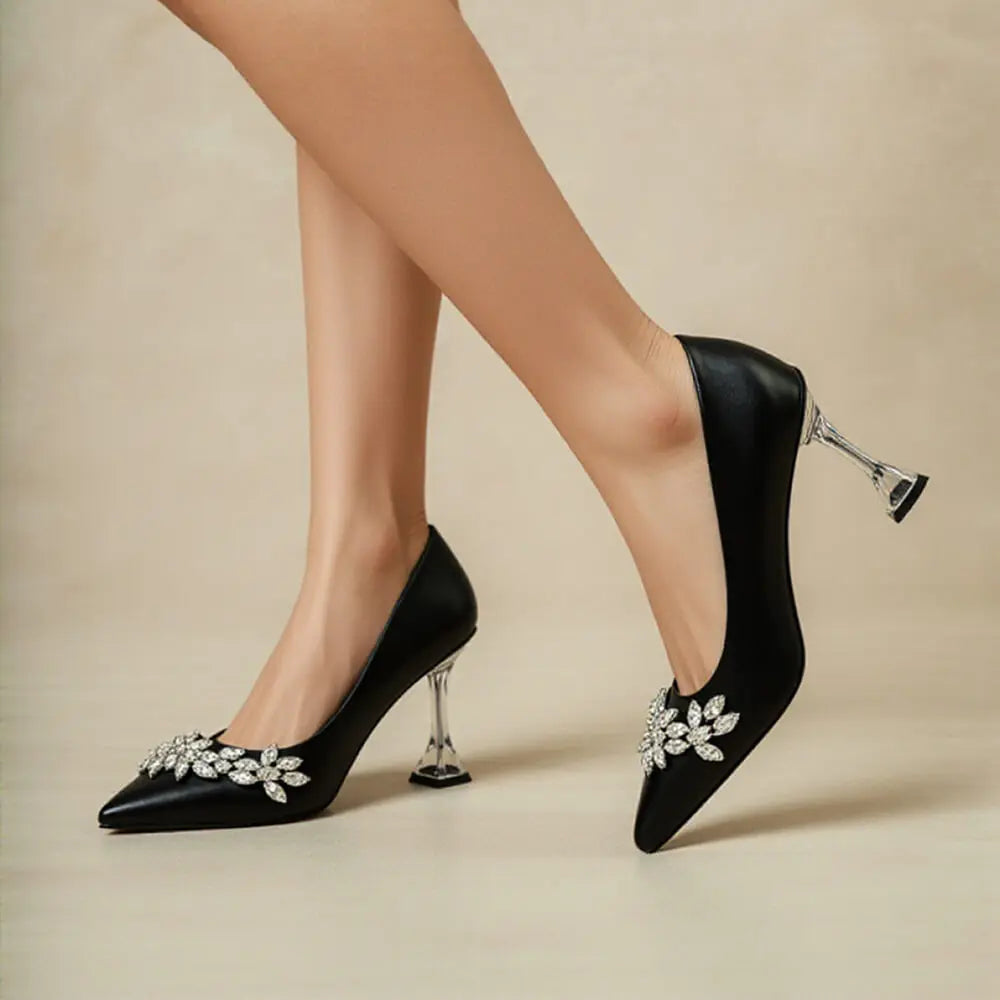 Siyah Taş Detaylı Topuklu Ayakkabı RA-510