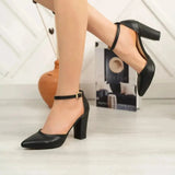 Siyah Tek Bantlı Topuklu Ayakkabı RA-062